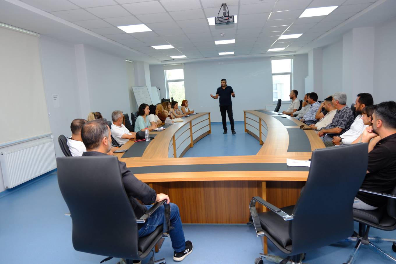 İPEKYOLU ARAMA KURTARMA EKİBİNİN 1. GRUBUNUN, İLK YARDIM EĞİTİMİNİ TAMAMLADI