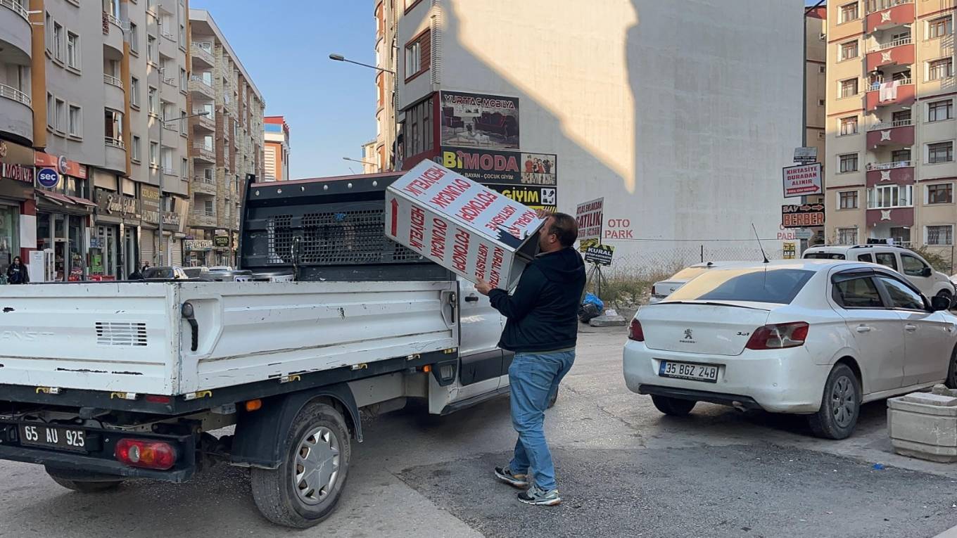 İpekyolu Belediyesi Kaldırım İşgallerine Yönelik Denetimlerini Sürdürüyor