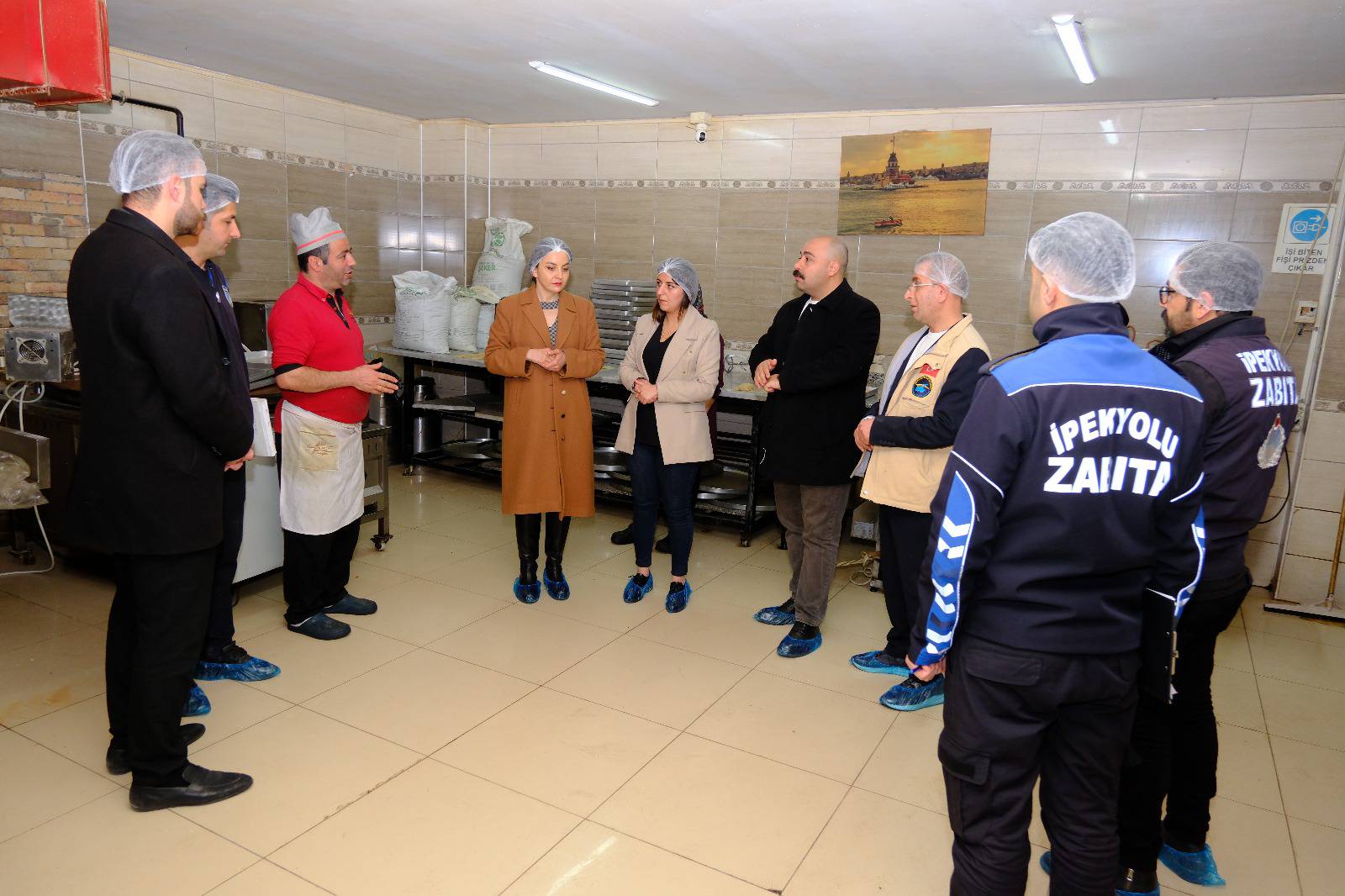 Eş Başkan Uzunay, tatlı imalathanelerini denetledi
