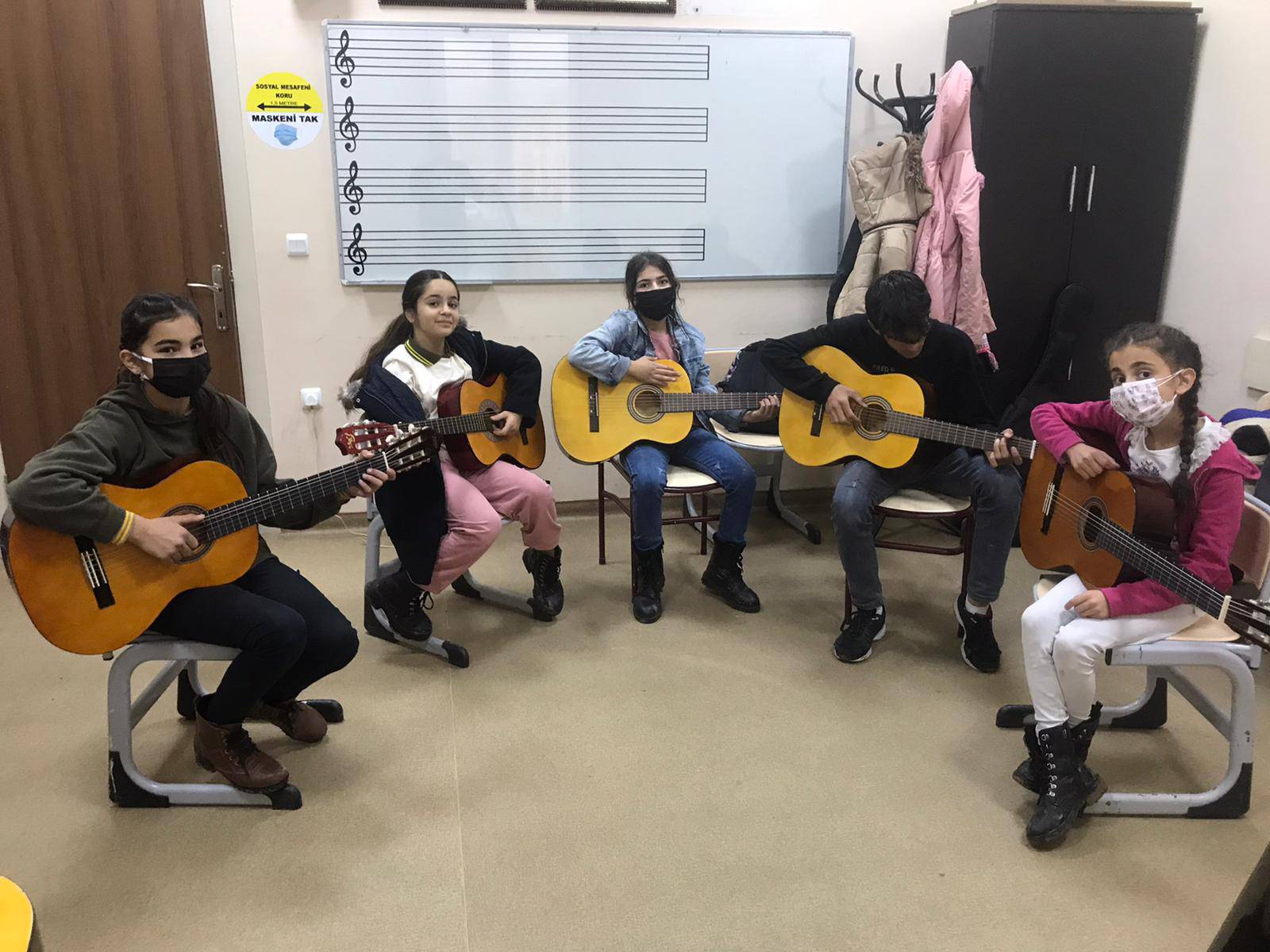 KLASİK GİTAR KURSU