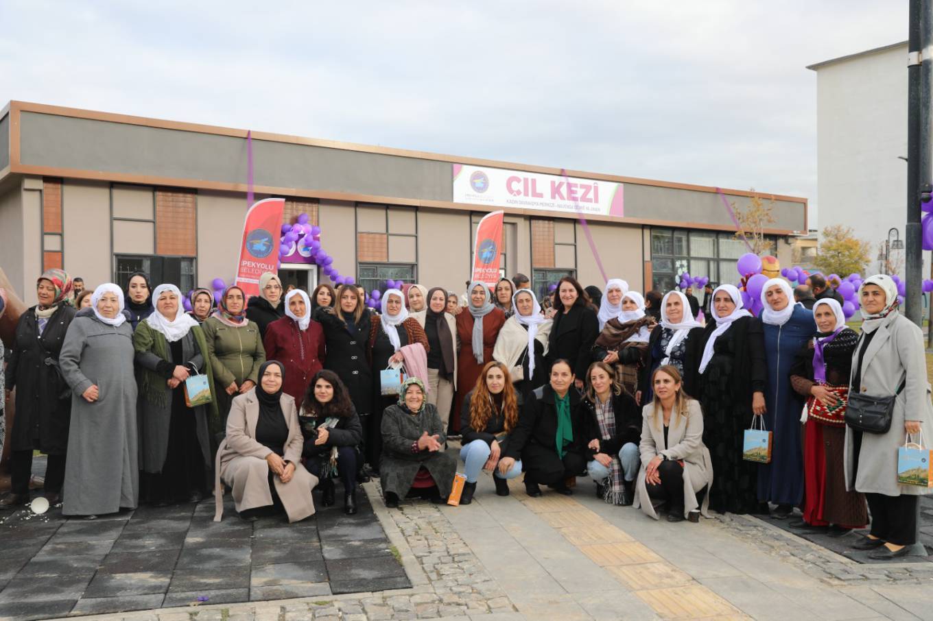 ÇİL KEZÎ KADIN DAYANIŞMA MERKEZİ