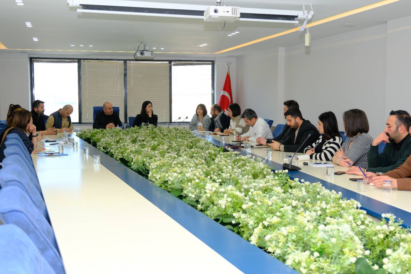 İPEKYOLU BELEDİYESİNDEN İŞ SAĞLIĞI VE GÜVENLİĞİ TOPLANTISI 