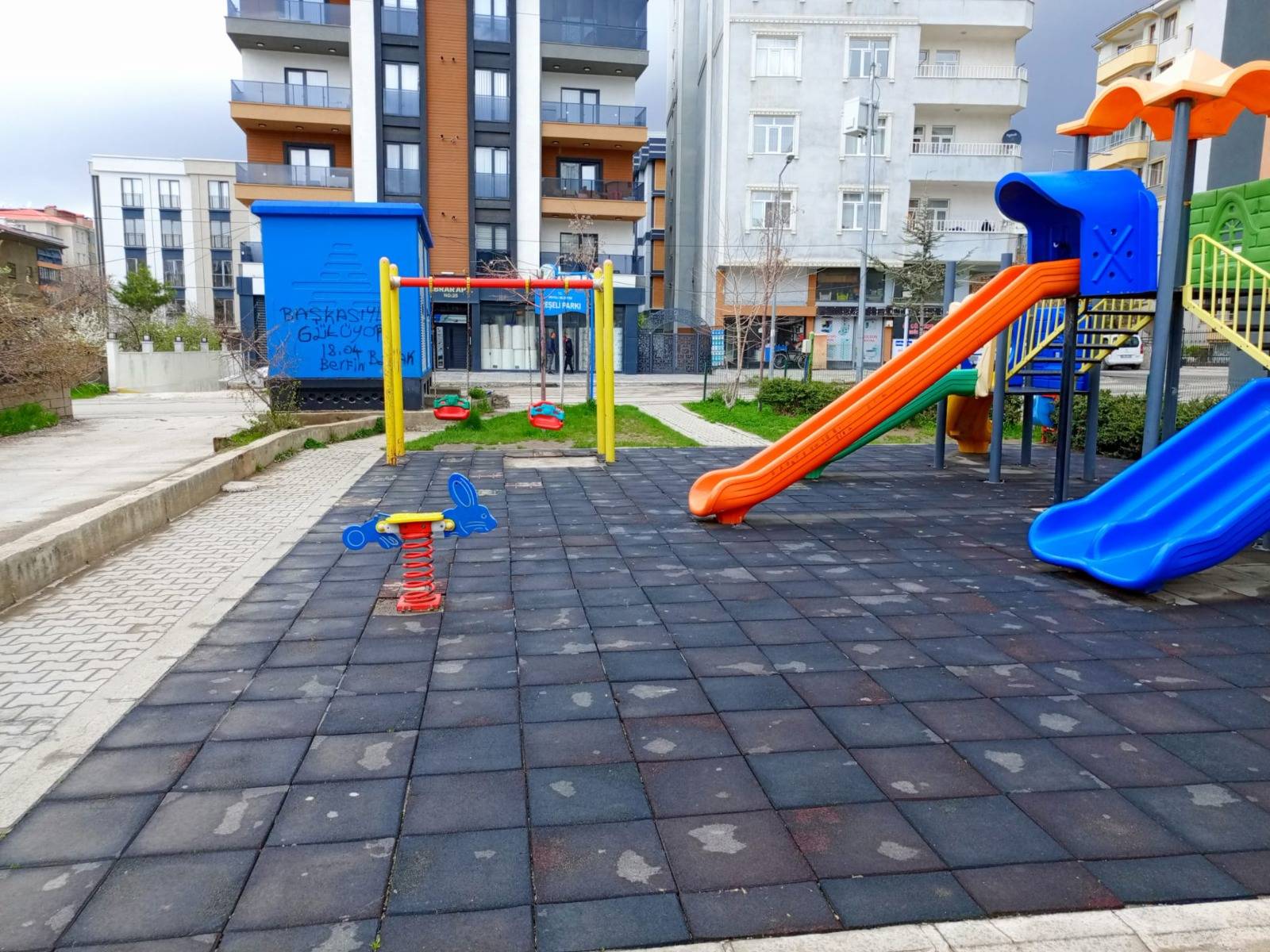 Yaşam Alanlarımızı Dayanışmayla Temizliyoruz