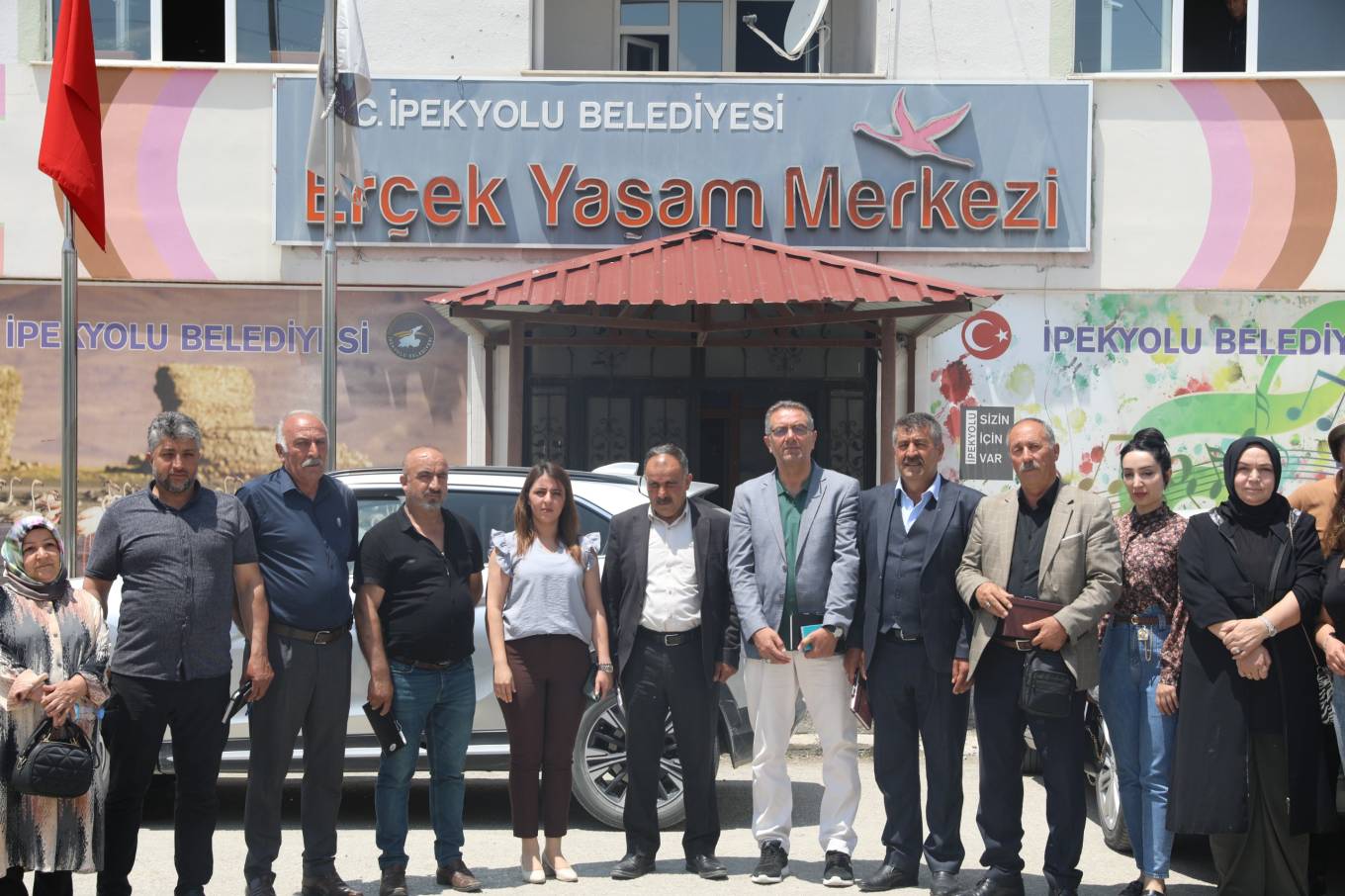 Eşbaşkan Uzunay:  Göreve Geldiğimizden Beri, Kayyum Döneminin Borçlarını Ödüyoruz