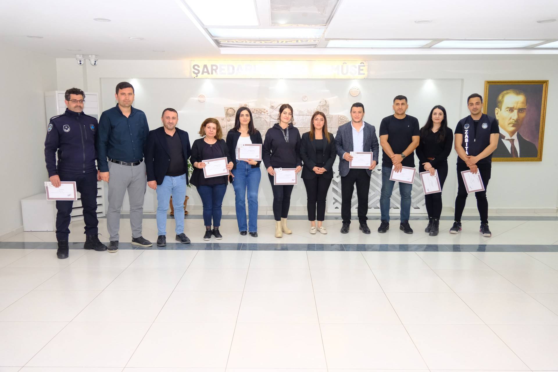 İpekyolu Belediyesi Çalışanlarına İlk Yardım Sertifikaları Törenle Verildi