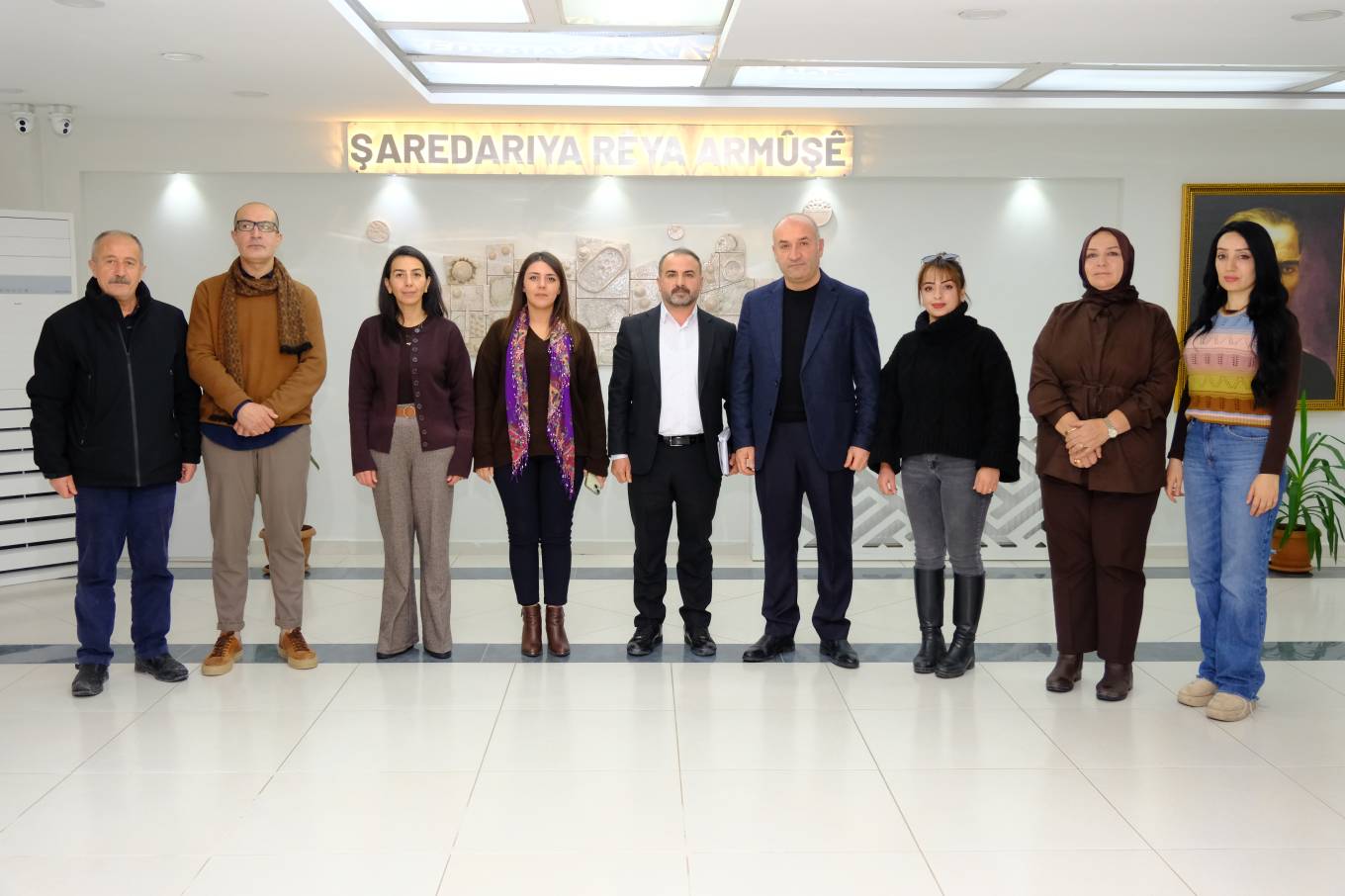 Adaylardan Oda Seçimi Öncesi İpekyolu Eşbaşkanlarına Nezaket Ziyareti