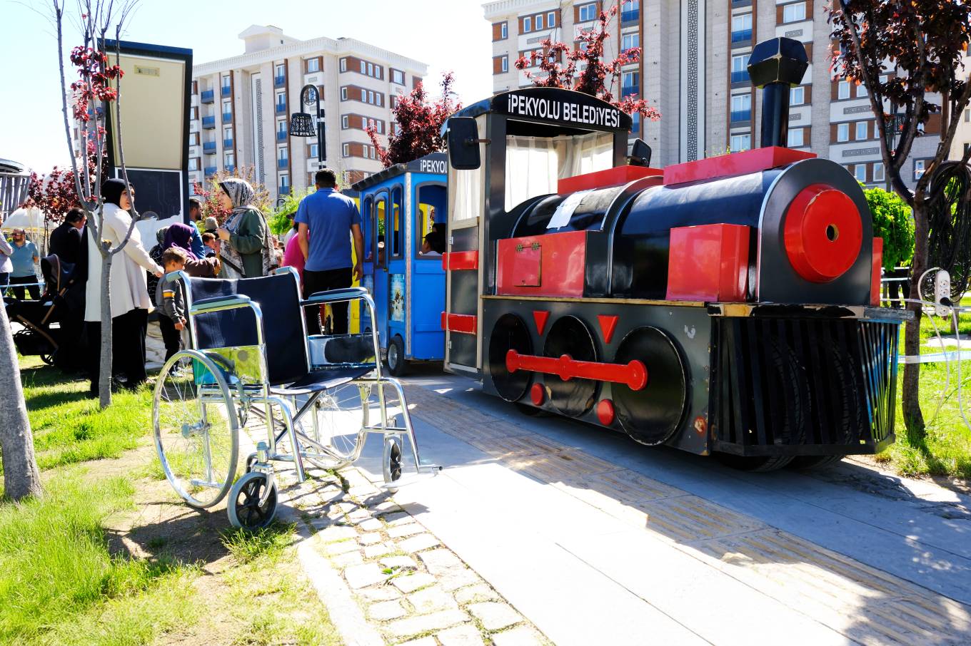 İpekyolu Belediyesi’nden “Engel Değil, Endersiniz” Etkinliği
