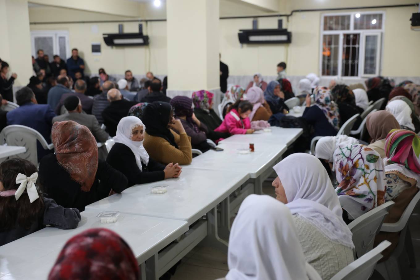 İpekyolu Belediyesi Halk Toplantılarına Bostaniçi ve Karşıyaka’da Devam Etti