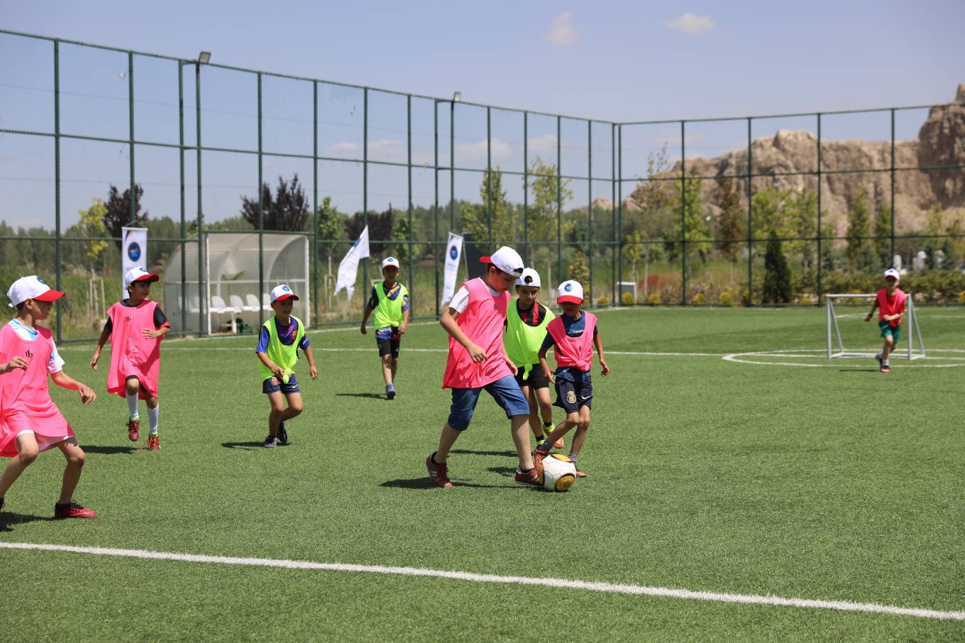 İpekyolu Belediyesi Yaz Spor Okulları Başladı