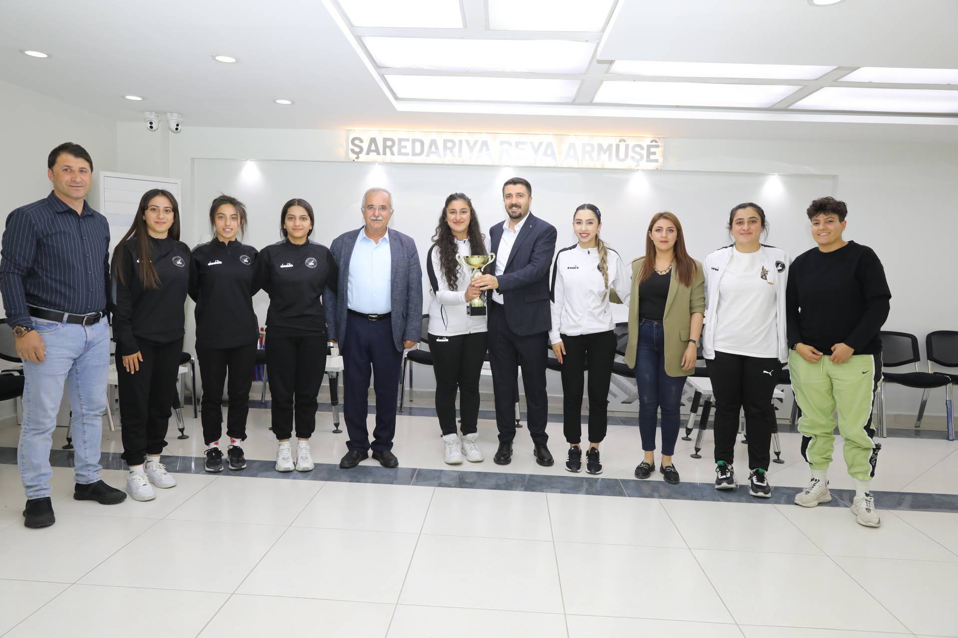 ADIM ADIM TÜRKİYE FİNALLERİNE 