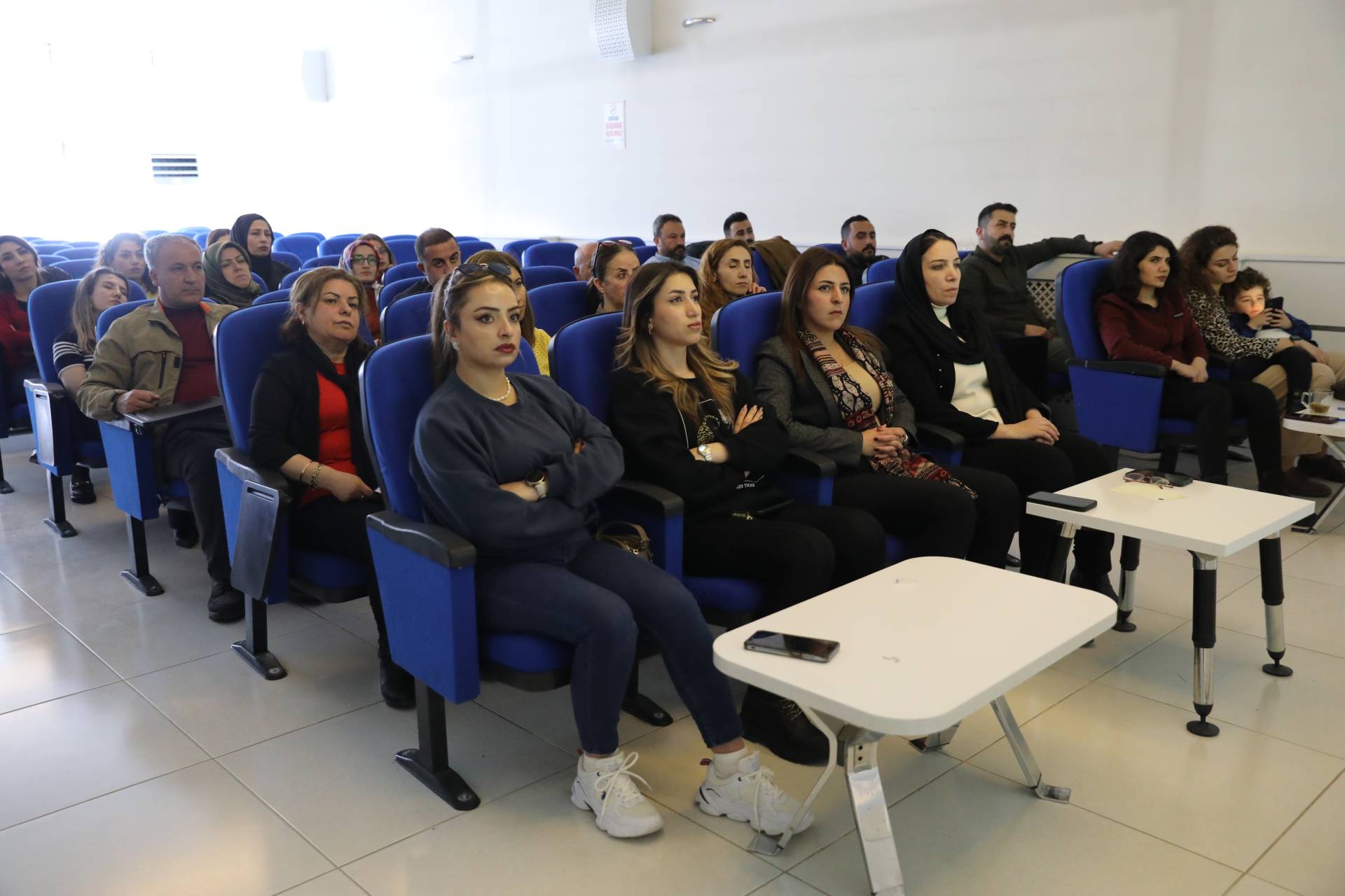 İpekyolu’nda ‘Kadına Yönelik Şiddetle ve Çocuk Yaşta Zorla Evliliklerle Mücadele Eğitimi’