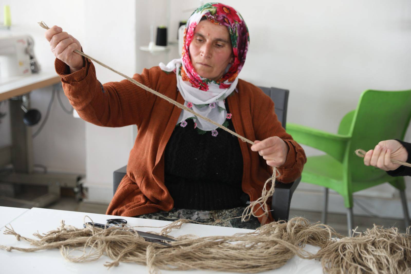 İpekyolu’nda 8 Mart’ın Hazırlıkları Kadınların Emeğiyle Örülüyor