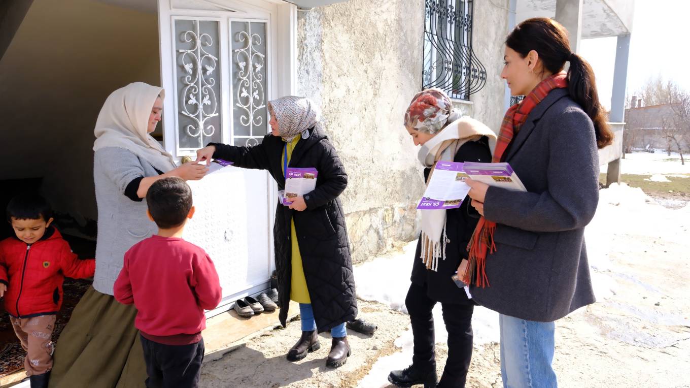 8 Mart Kapsamında Mahalle Mahalle Kadın Buluşmaları