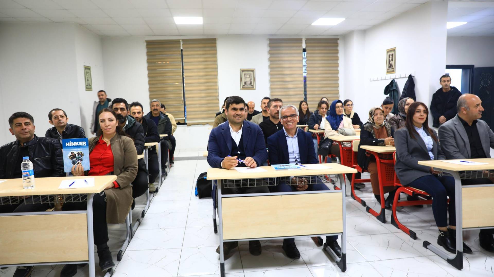 İpekyolu’nda Çok Dilli Belediyecilik: Kürtçe Kurslar Yeniden Açıldı