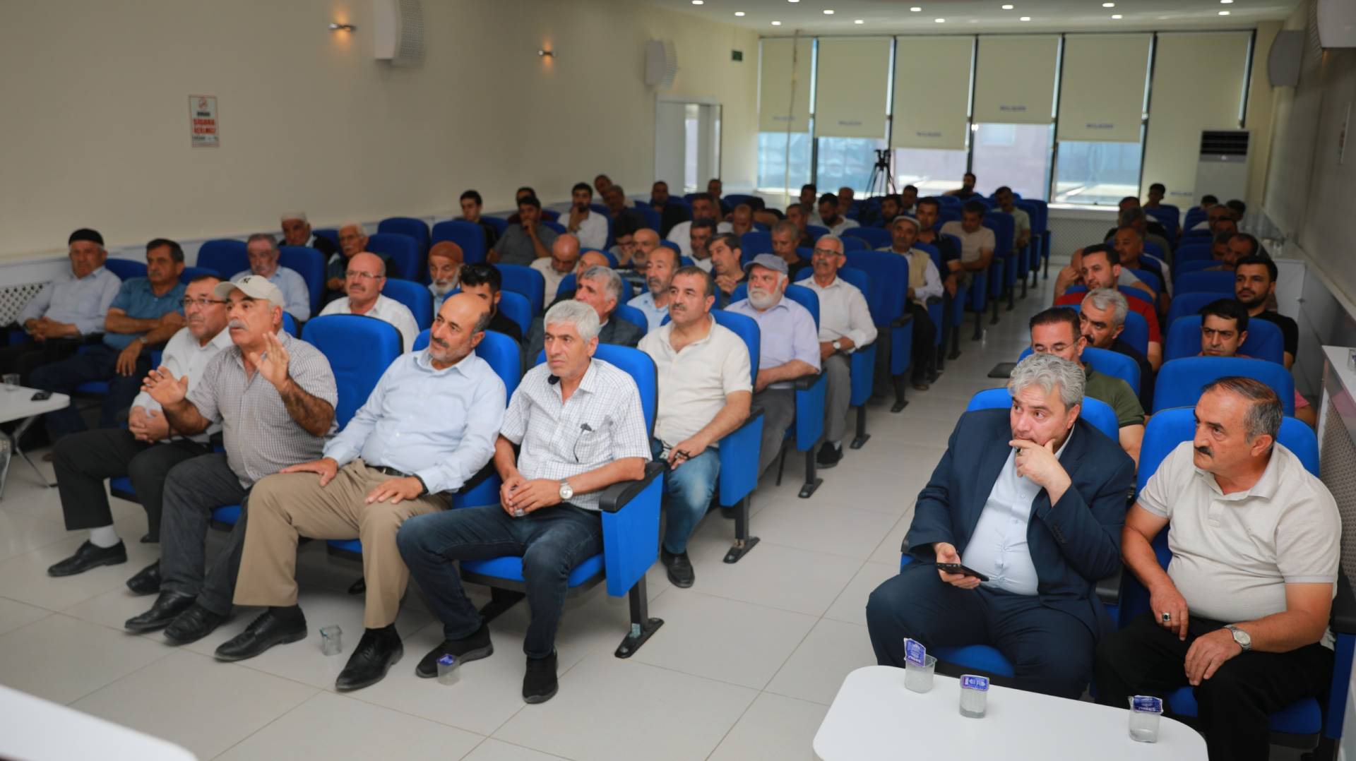 İpekyolu Belediyesi’nden Halk Buluşması: 'Kararları Halkımızla Birlikte Alıyoruz'