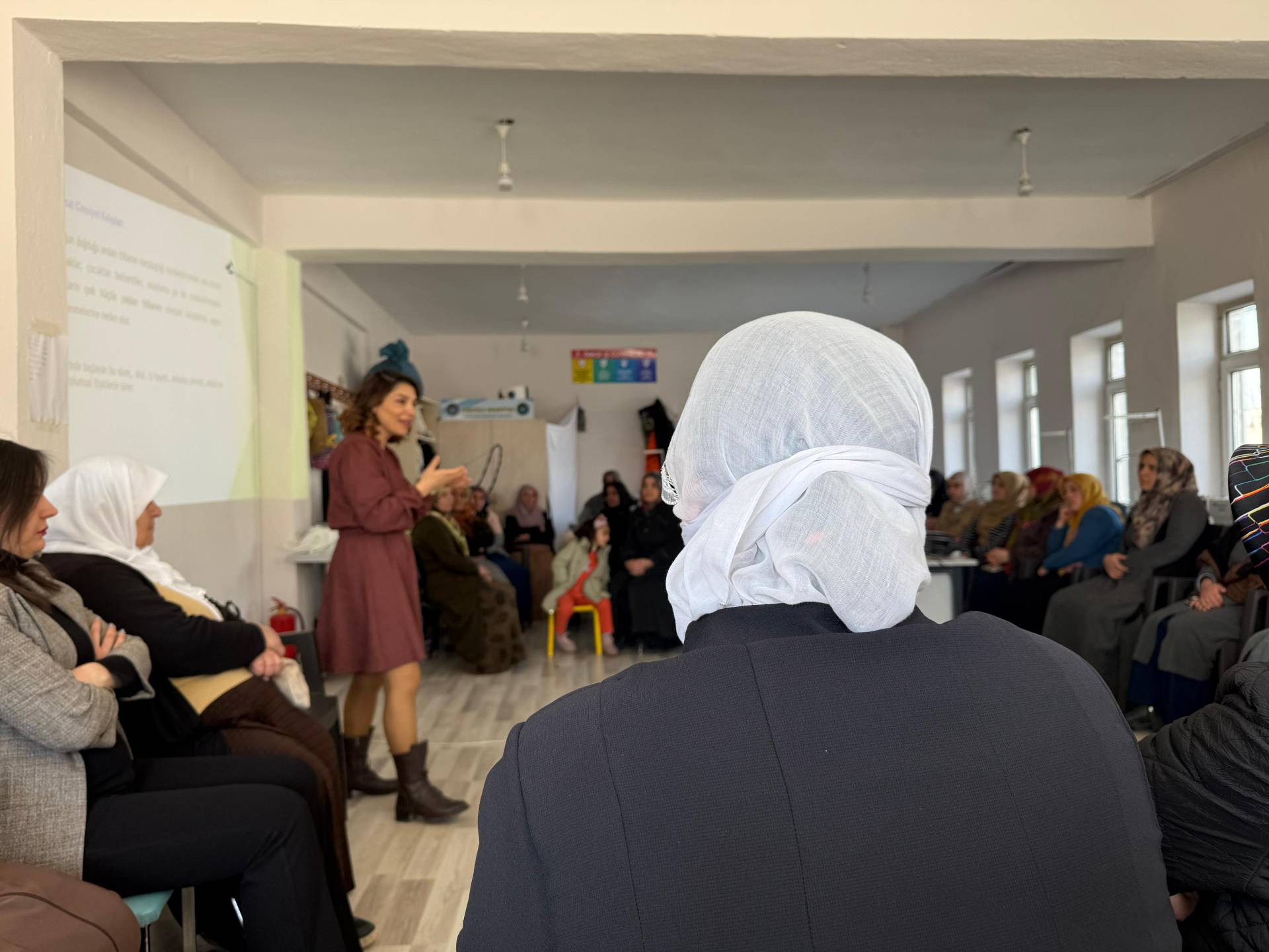 İpekyolu Belediyesi’nde “Toplumsal Cinsiyet Eşitsizliği” Atölyesi Gerçekleştirildi